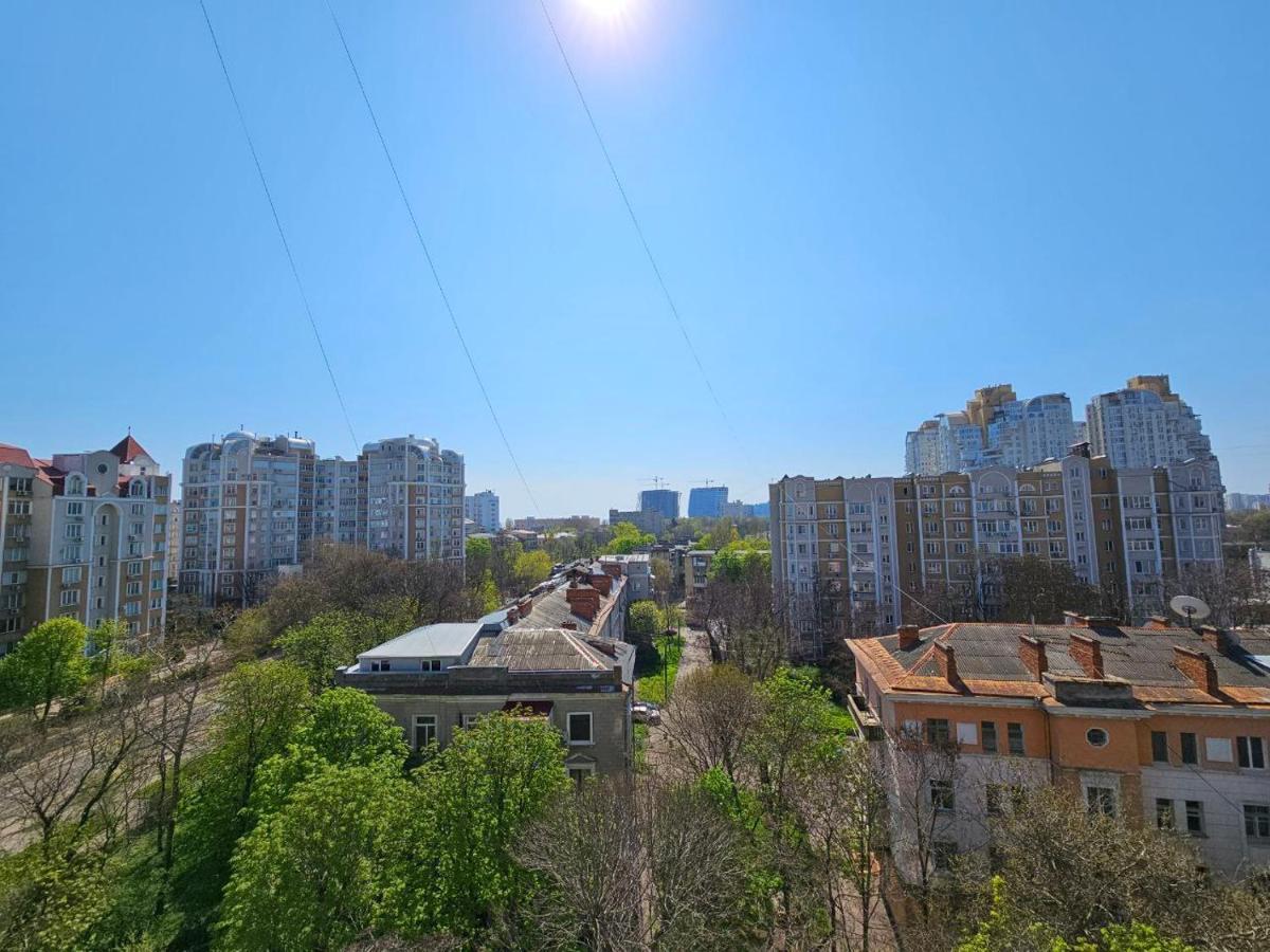Квартира На Французском Бульваре Возле Моря И Института Филатова! Odessa Esterno foto